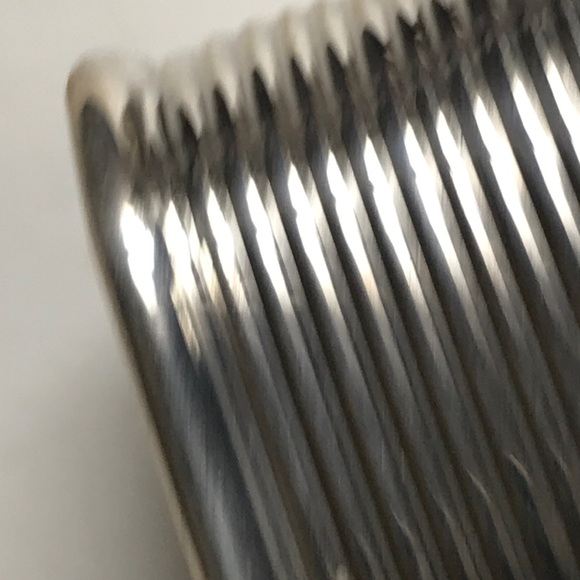 Vintage Silverplate napkin rings. Set of 4 - Picture 5 of 7